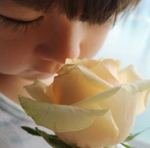 賣花的小男孩